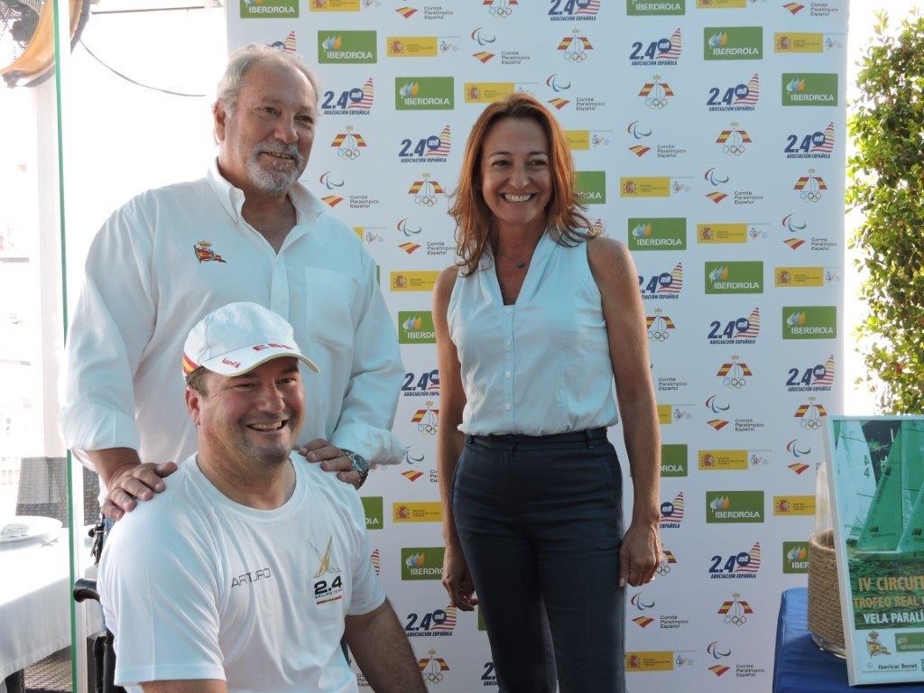 Presentación del IV Circuito Iberdrola 2.4mR © RC Mediterraneo